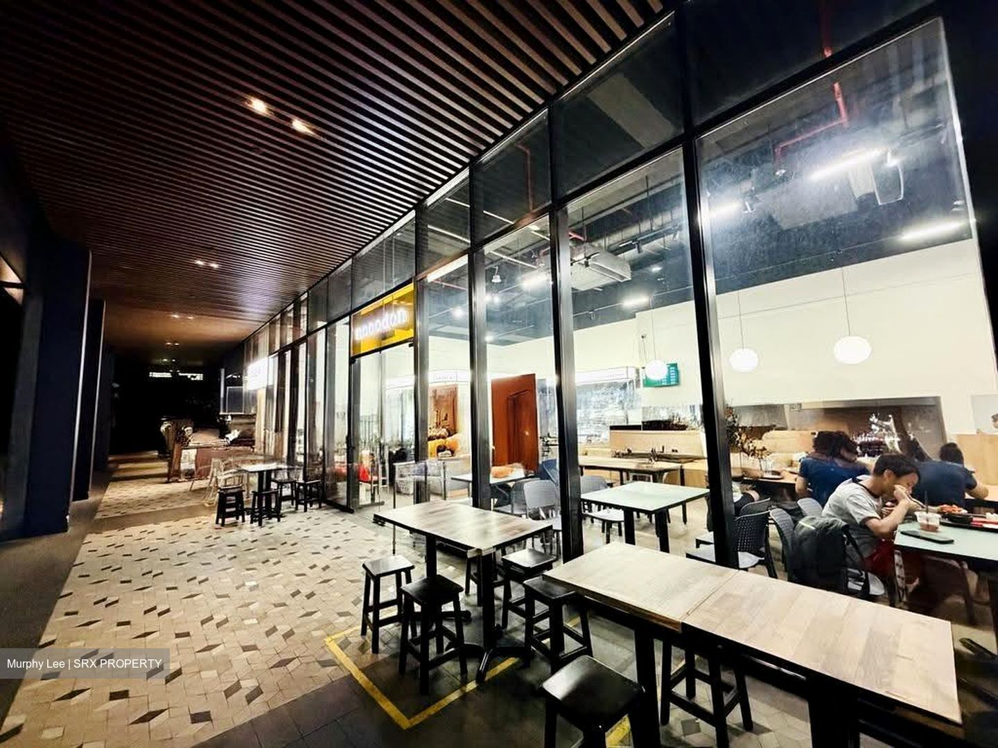 The Venue Shoppes (D13), Retail #636741501